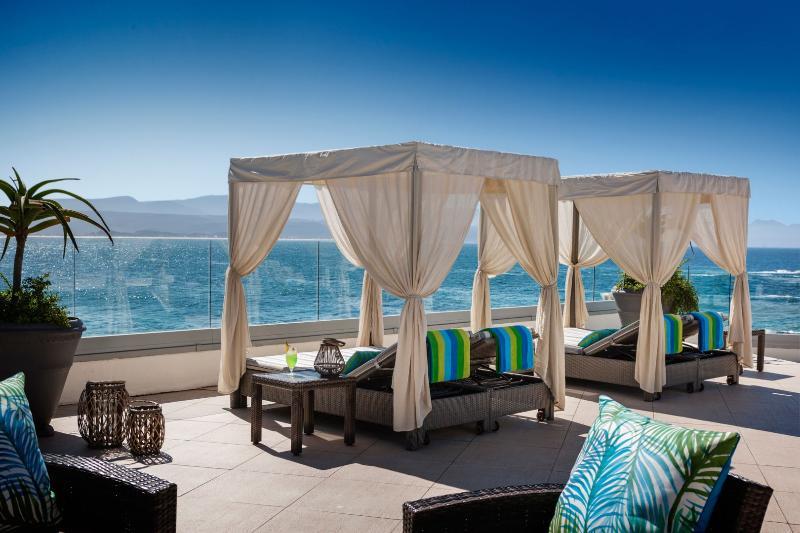 Beacon Island Resort Plettenberg Bay Extérieur photo